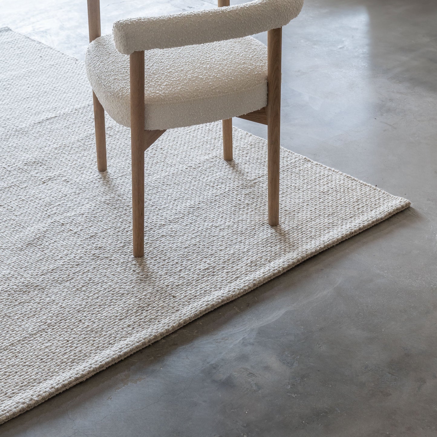 Ivory-Silver 2021 Dig-P Modern White Wool Rug